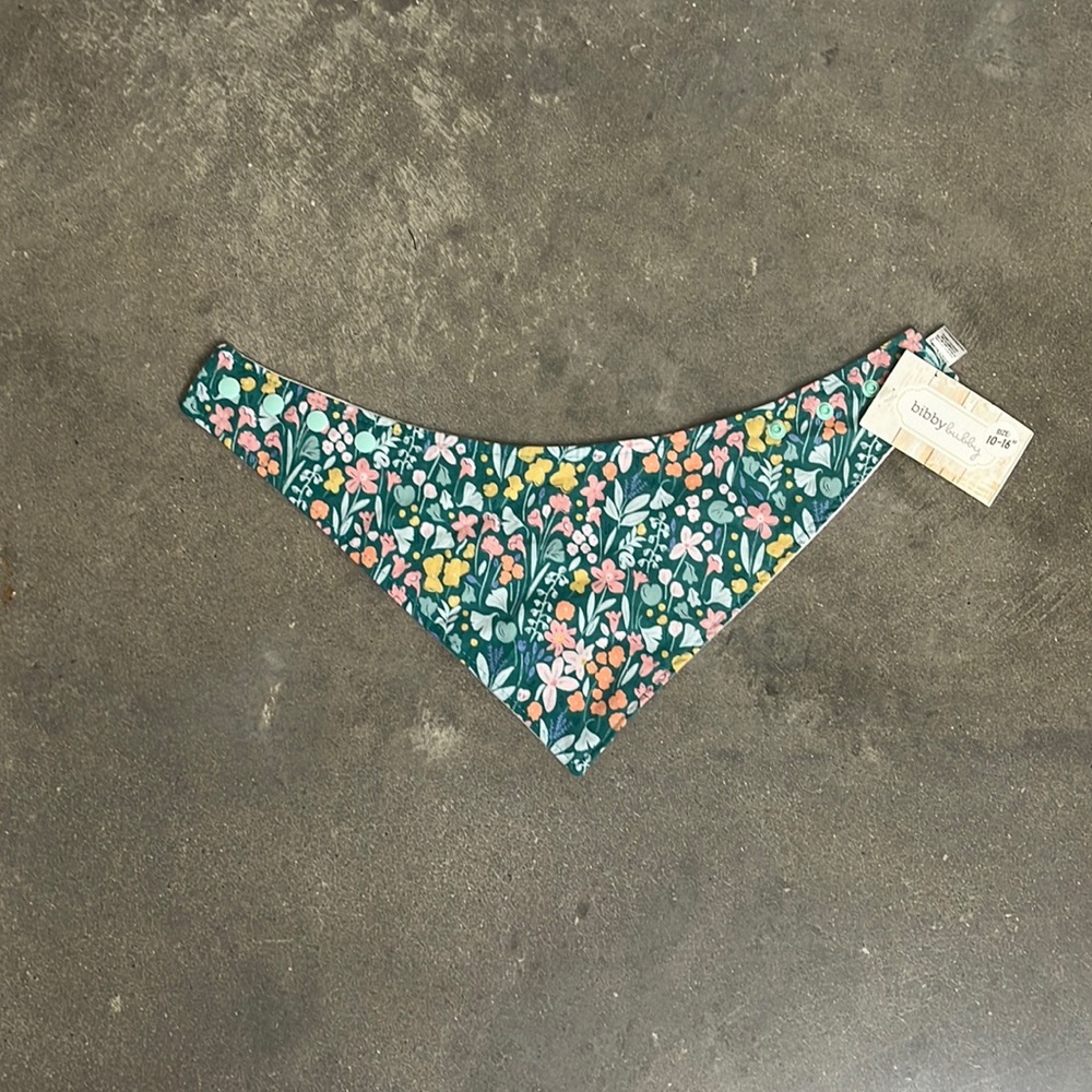 Wildflowers Dog bandanna with snaps